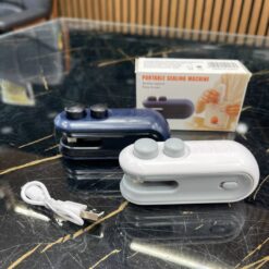 مینی وکیوم شارژی مدلHY_666