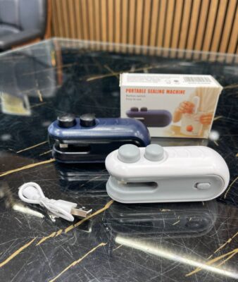 مینی وکیوم شارژی مدلHY_666