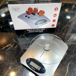 ترازو آشپزخانه توت فرنگی  